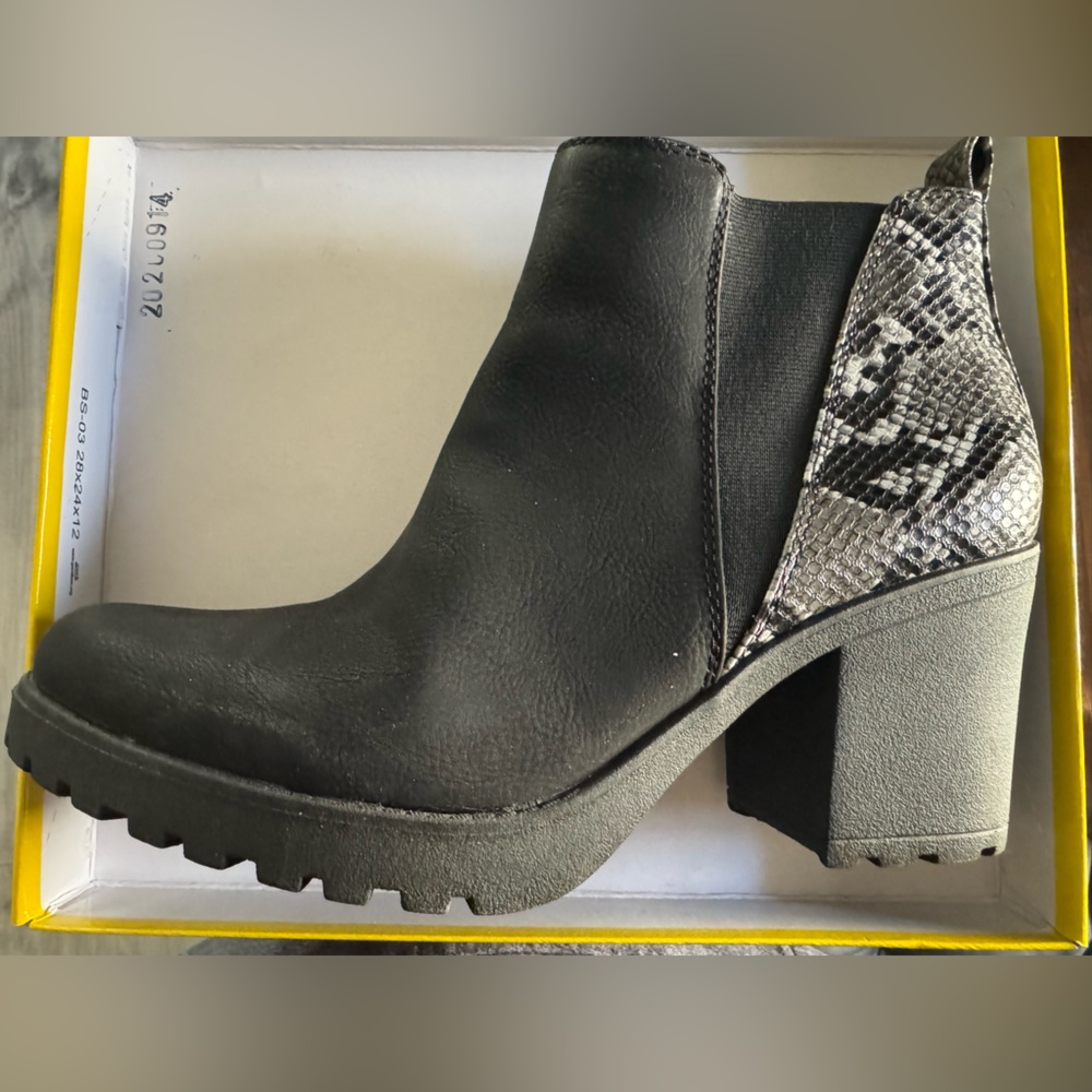 Seven Dials Black and Snake Pattern Ankle Boots